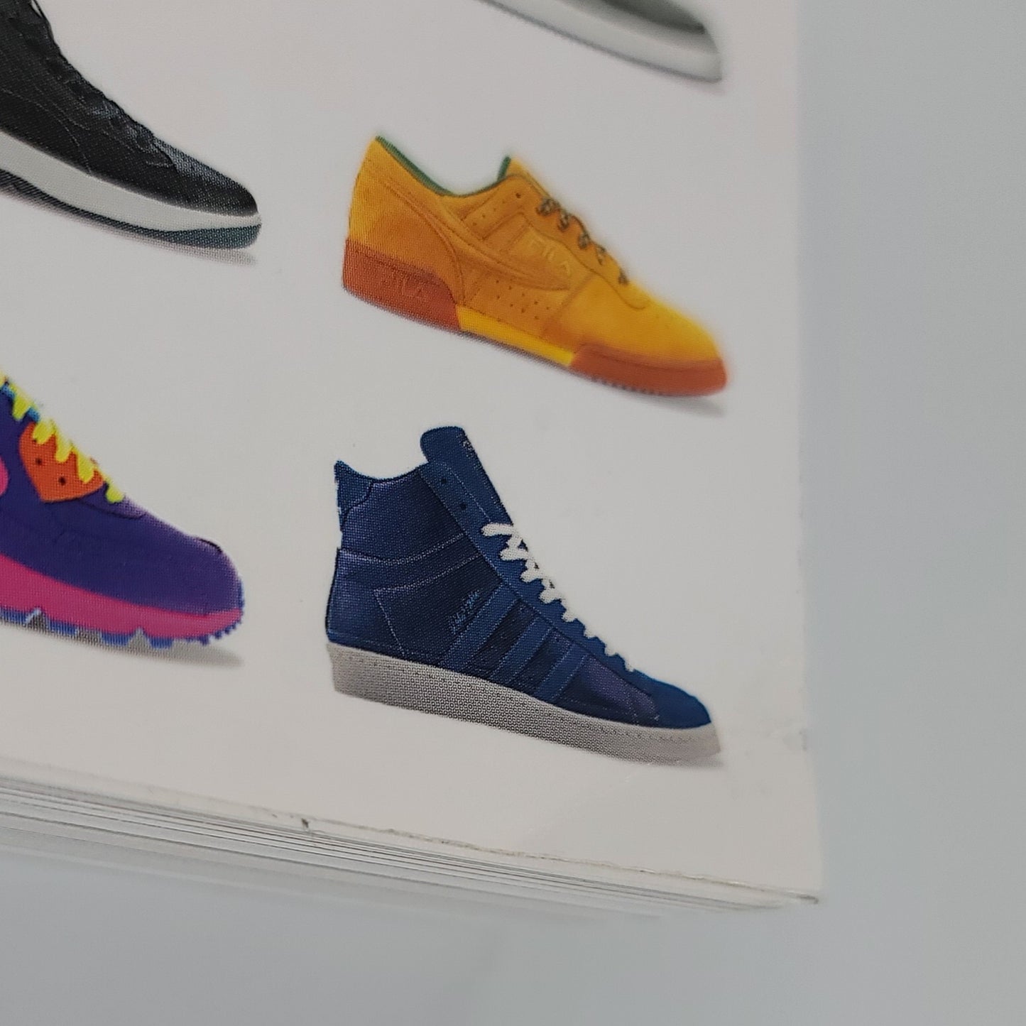 1000 Sneakers