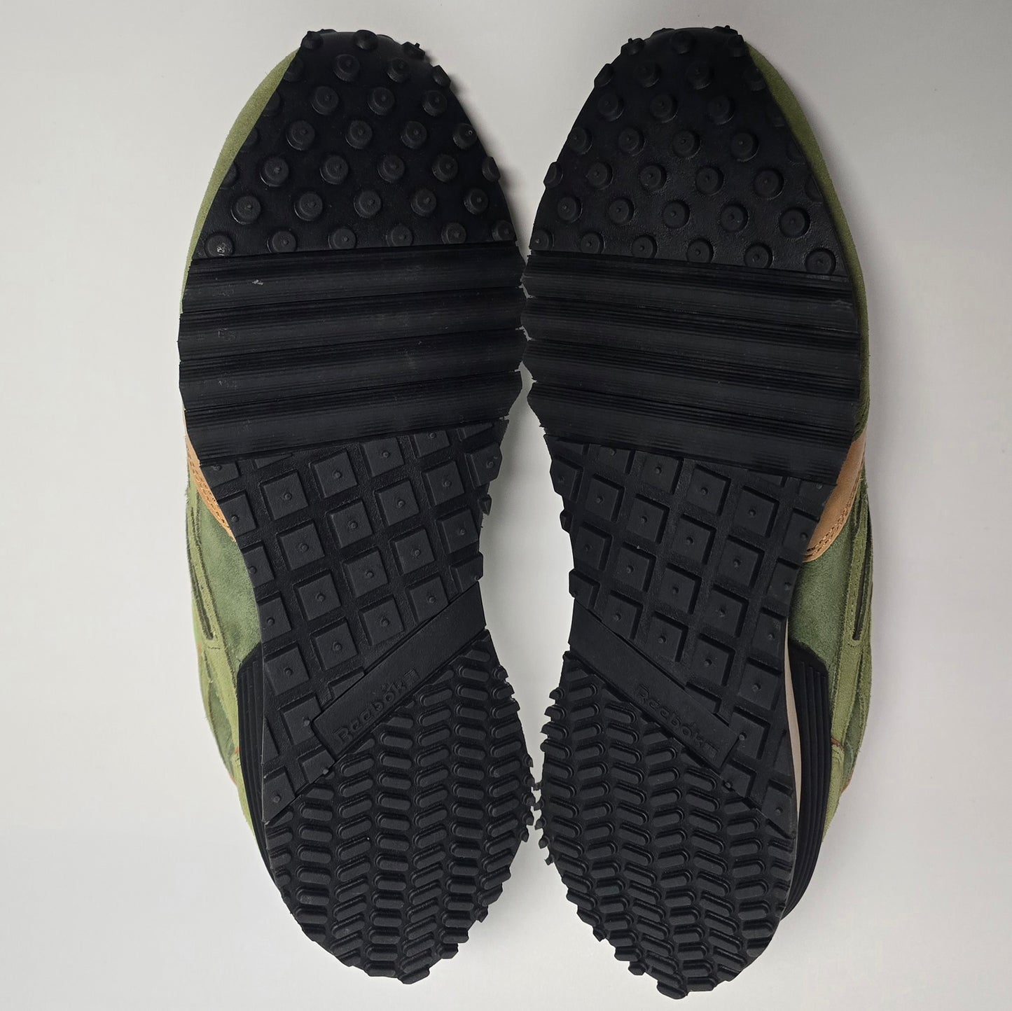 Hunter X Hunter x Reebok LX2200 ‘Gon’ - Size 11