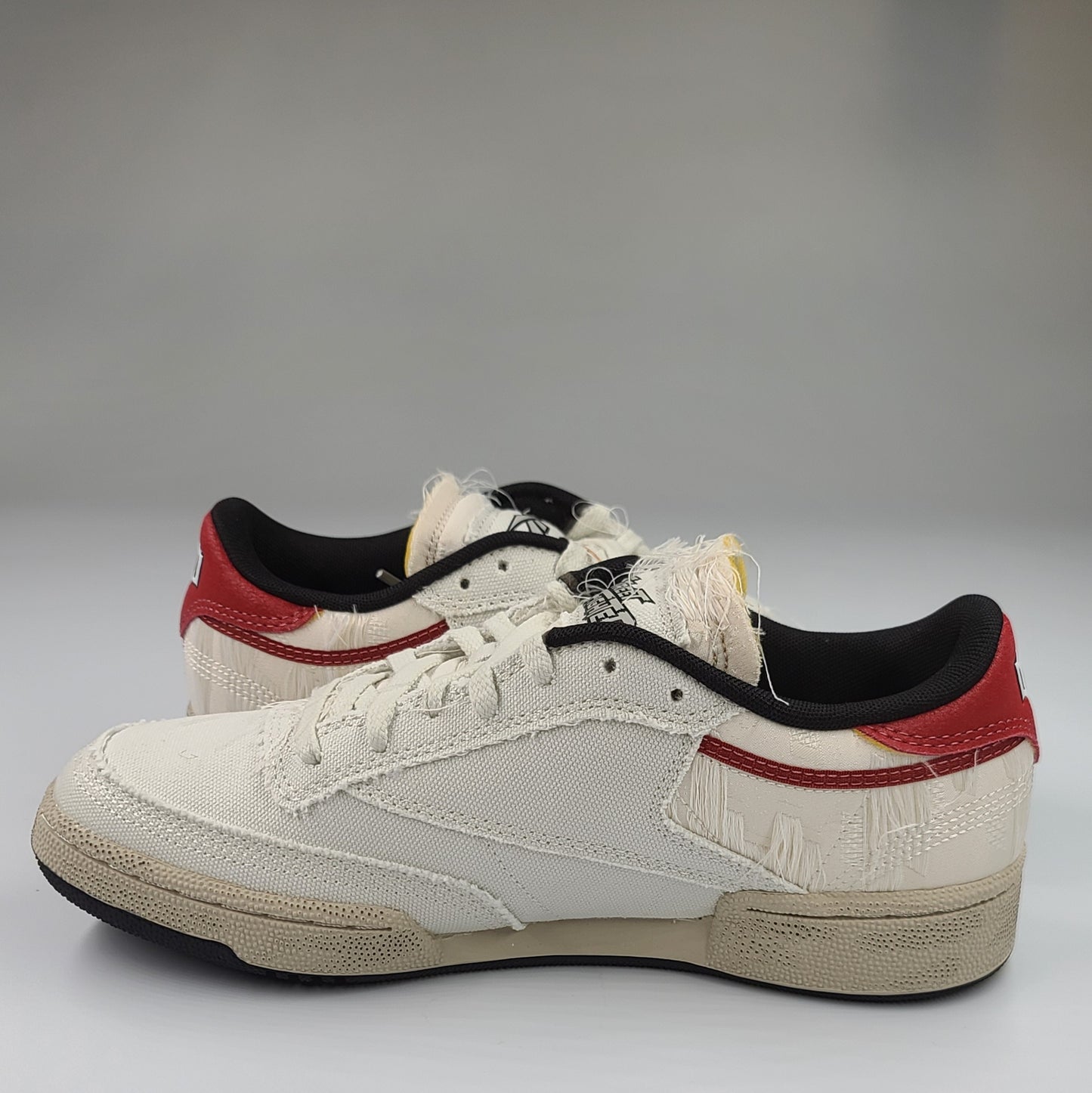 Street Fighter x Reebok Club C 85 'Ryu' - Size 8