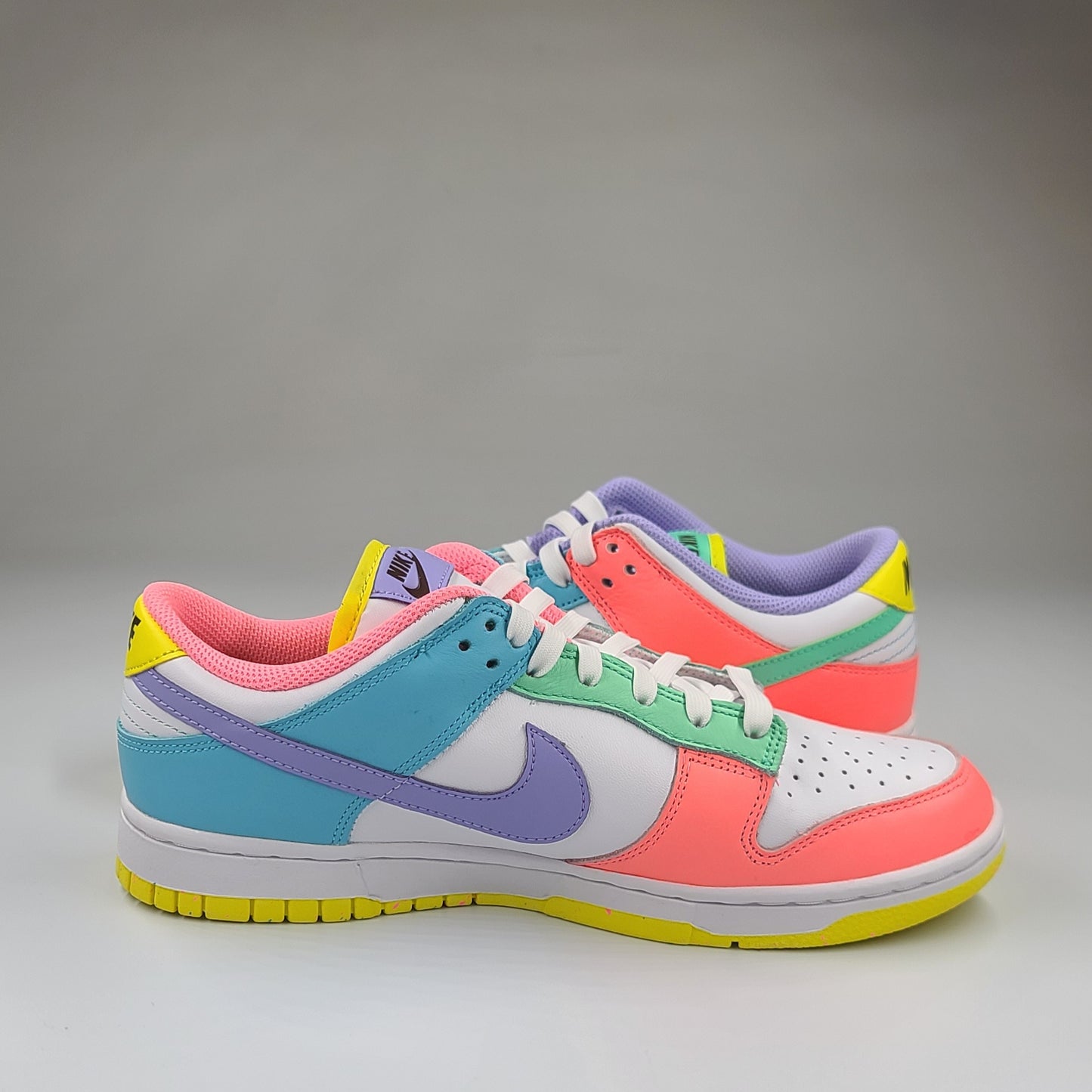 Women's Nike Dunk Low SE 'Easter Candy' - Size W10