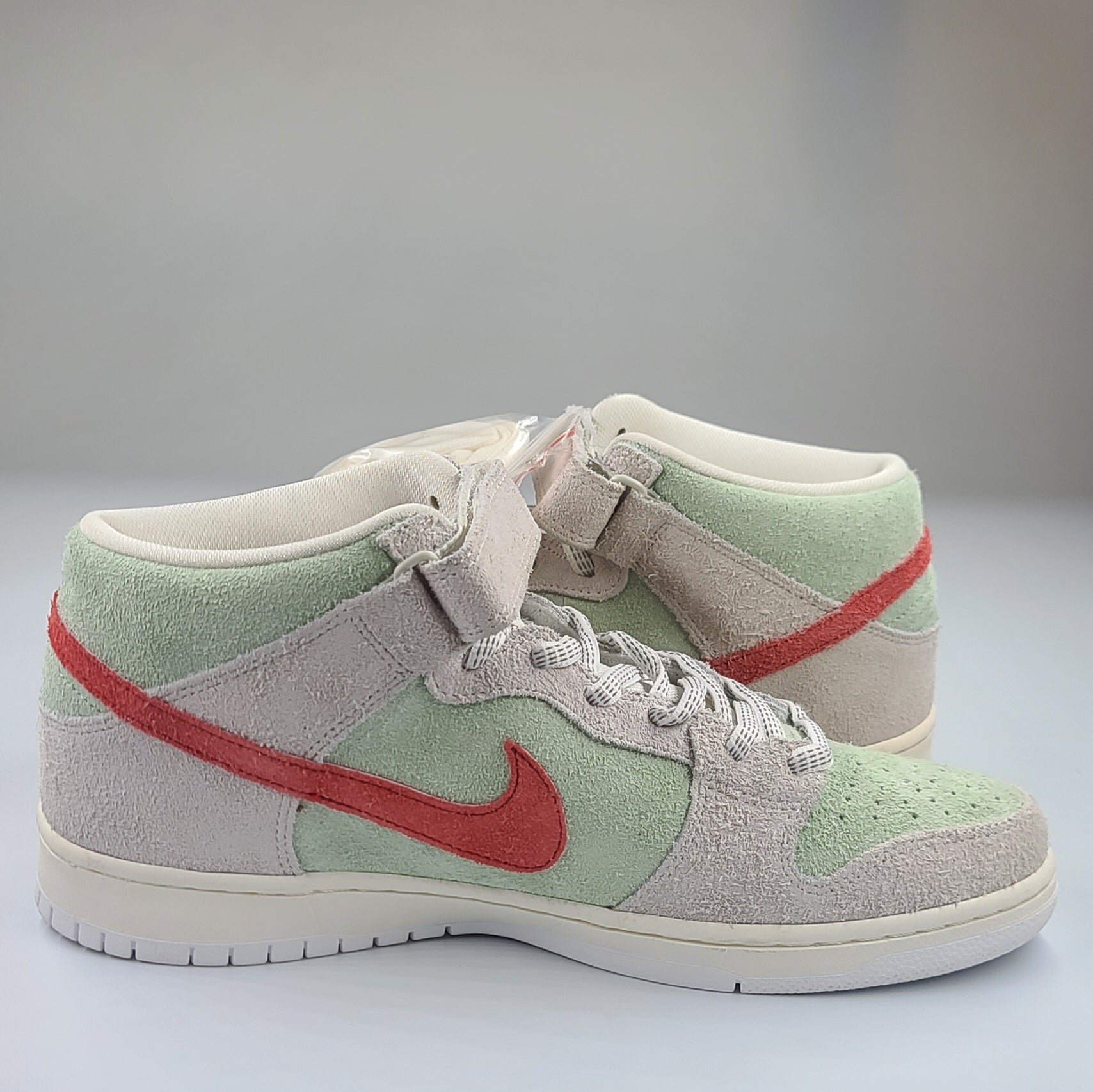 White widow nike sb sale