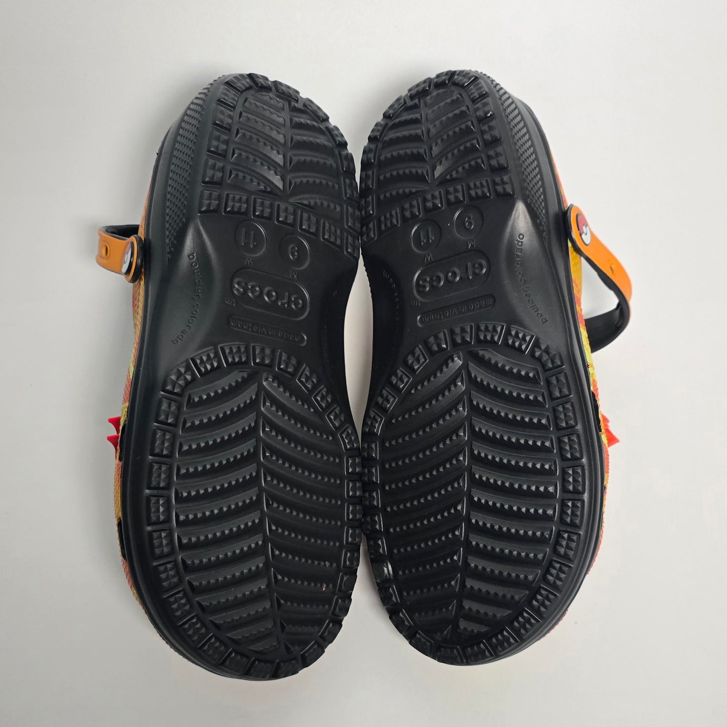 Pokémon x Crocs Classic Clog ‘Charizard’ - Size 9