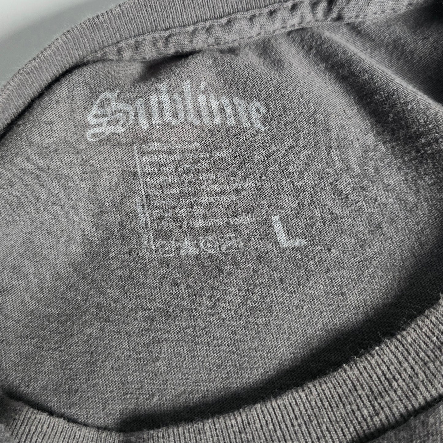 Sublime 'Long Beach Sun Logo' T-Shirt - Size L