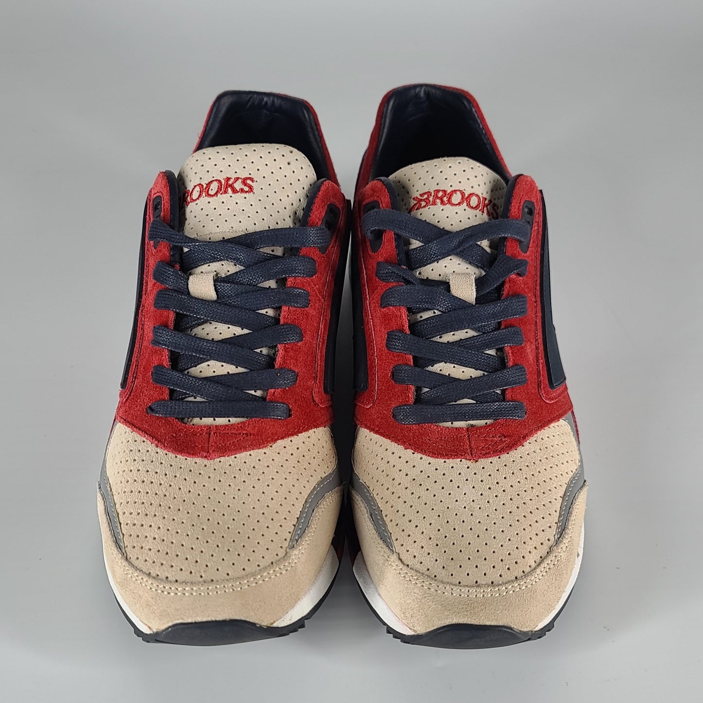 Ubiq x Brooks Heritage Fusion 'Reserve' - Size 11.5