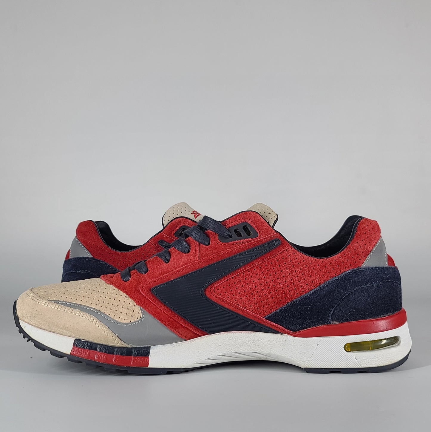 Ubiq x Brooks Heritage Fusion 'Reserve' - Size 11.5